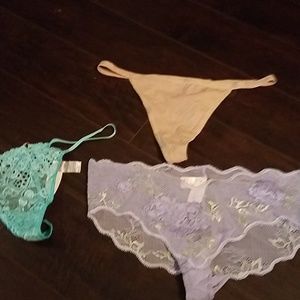 3 Victoria Secret panties